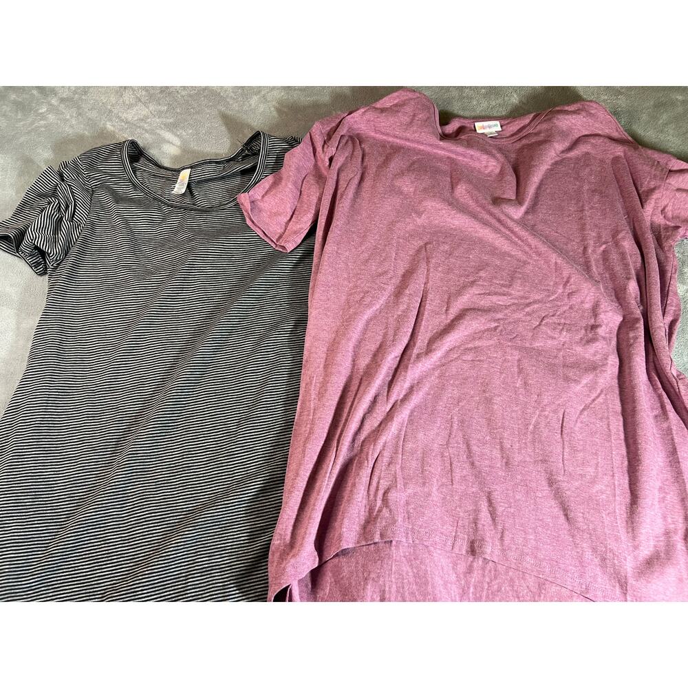 Lot of 2 LuLaRoe short-sleeve shirts pink black white womens S